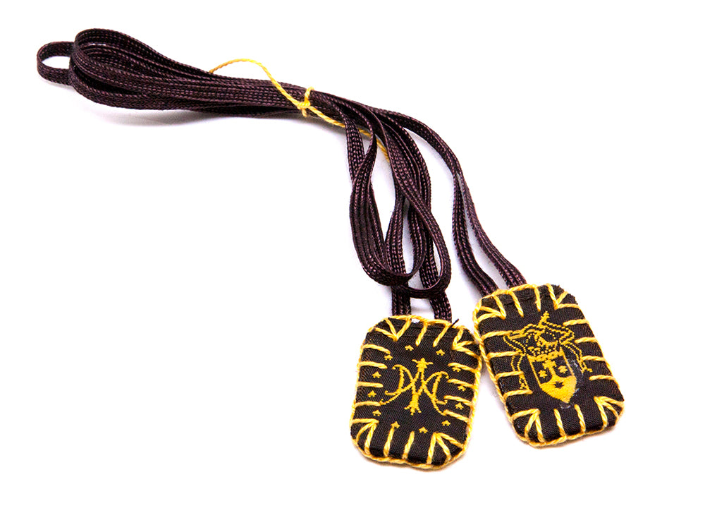 Sisters of Carmel Small Scapular with Brown Label/Gold Details